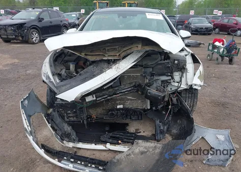 2015 Hyundai Sonata Limited z USA, uszkodzony, nr VIN 5NPE34AF6FH071075